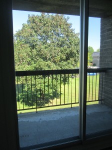 balcon appartement du 2417 rue montarville